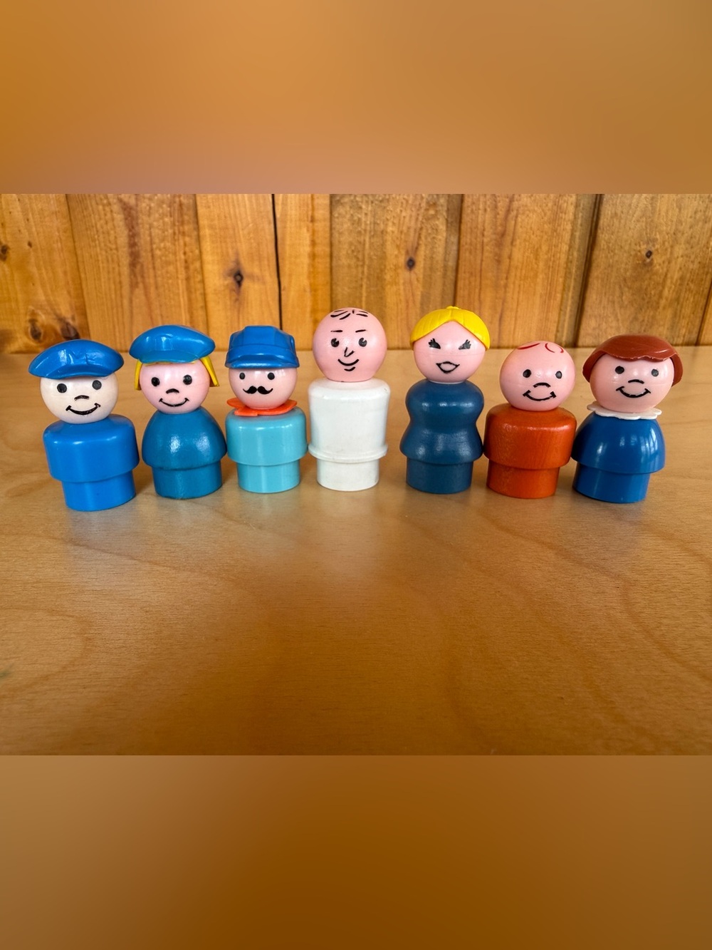 Vintage Fisher-Price #933 The Play Family Jeyport - Picture 11 of 16